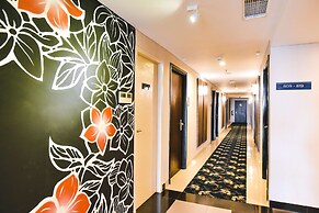 Golden Tulip Essential Tangerang