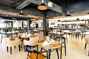 Golden Tulip Essential Tangerang