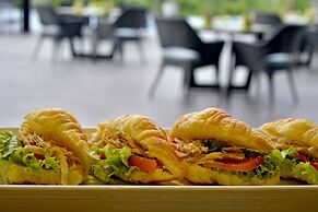 Lombok Astoria Hotel