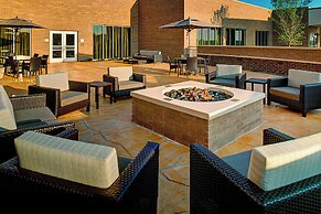 Courtyard by Marriott Dallas Carrollton
