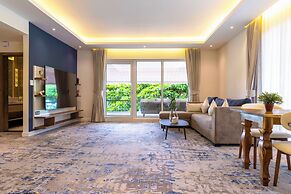 Queenco Hotel & Casino