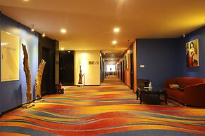 Queenco Hotel & Casino