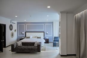 Queenco Hotel & Casino