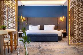 Queenco Hotel & Casino