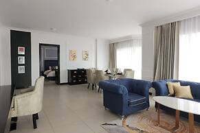 Queenco Hotel & Casino