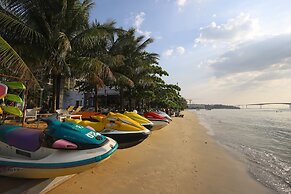 Queenco Hotel & Casino