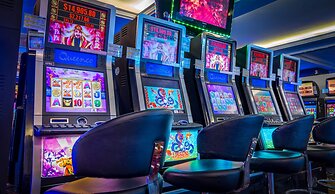 Queenco Hotel & Casino