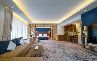 Queenco Hotel & Casino