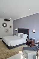 Queenco Hotel & Casino