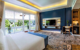Queenco Hotel & Casino