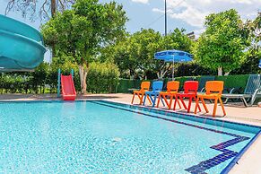 Belpoint Beach Hotel