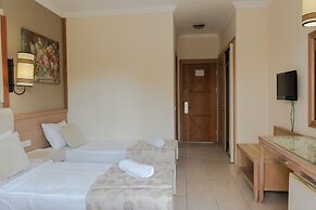 Belpoint Beach Hotel