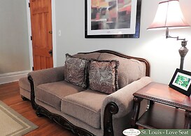 Champaign Garden Inn