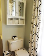 Champaign Garden Inn