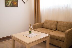 Winslow Infinity & Spa