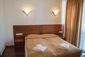 Winslow Infinity & Spa