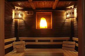 Winslow Infinity & Spa