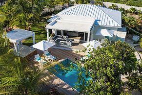The Oasis at Grace Bay