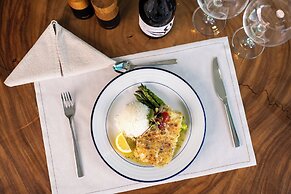 The Oasis at Grace Bay