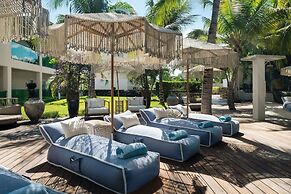 The Oasis at Grace Bay