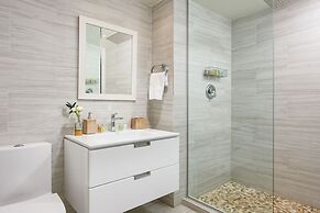 The Oasis at Grace Bay