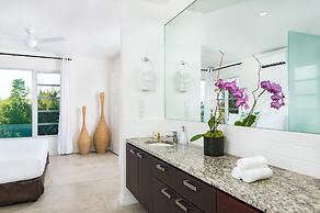 The Oasis at Grace Bay