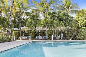 The Oasis at Grace Bay