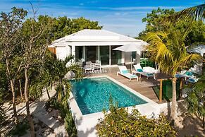 The Oasis at Grace Bay