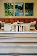 Life Northwest RV sites and Lodging