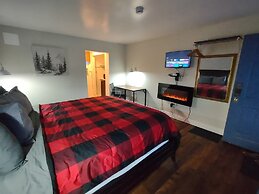 Skyview Motel