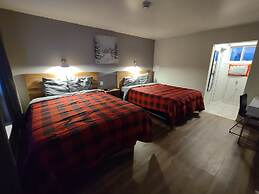Skyview Motel