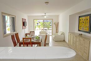 Green9 Hotel & Beach Resort Same