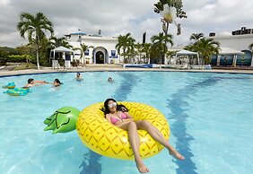 Green9 Hotel & Beach Resort Same