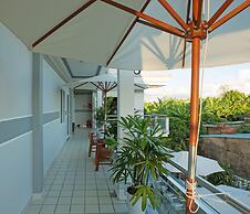 Riverside Pottery Village