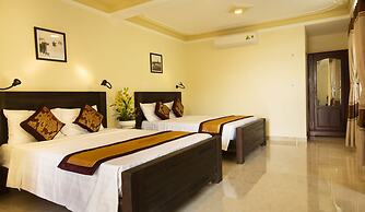 Riverside Pottery Village