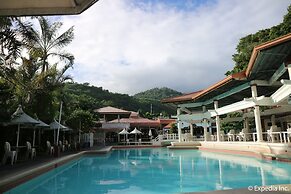 Splash Mountain Resort Hotel