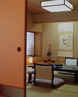 Miya Onsen Higaki Hotel