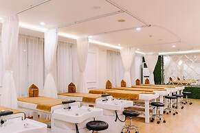 Happy Day Riverside Hotel & Spa Danang