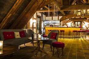 Swiss-Chalet Merlischachen - Historik Chalet-Hotel Lodge