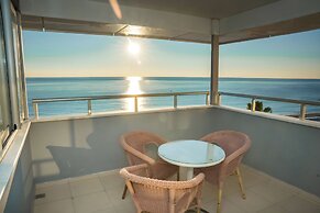 Azak Beach Hotel