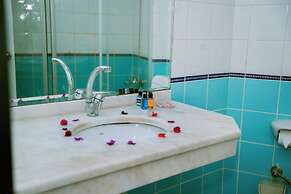 Azak Beach Hotel