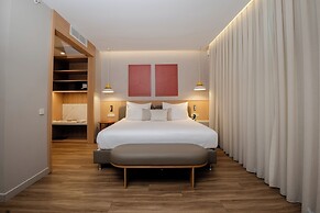 Trendy Lara Hotel