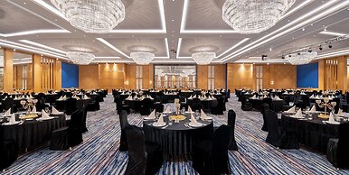 Trendy Lara Hotel