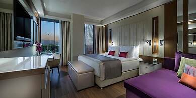 Trendy Lara Hotel