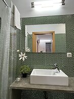 Born to Stay in Milfontes