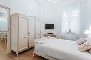 EchoDom 3 Apartments