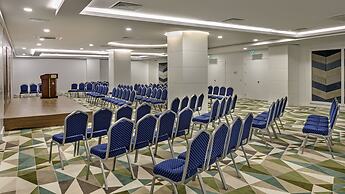 Glamour Resort & Spa - All Inclusive