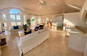 Royal Villa by Island Villas