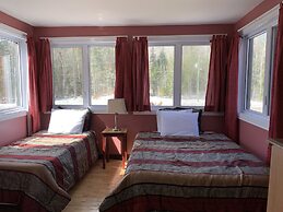L'Auberge Refuge du Trappeur Inn