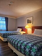 Moosomin Country Squire Inn